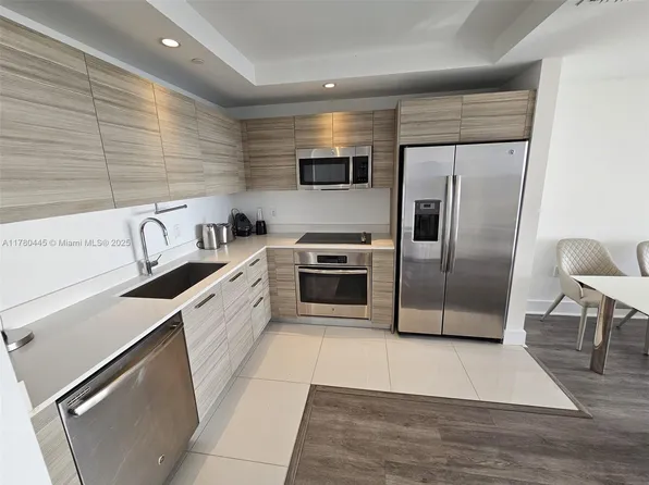 121 NE 34th St Unit 2511, Miami, FL 33137
