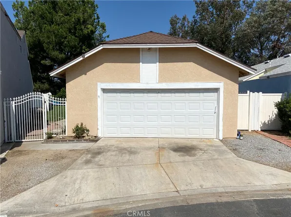 1601 Iron Horse Cir, Colton, CA 92324