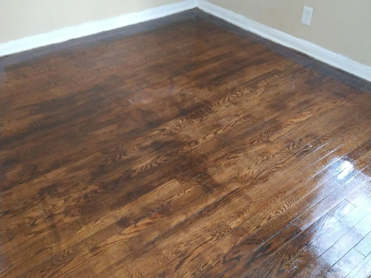 3 bed, 982 sqft, $1,400 — Photo 2