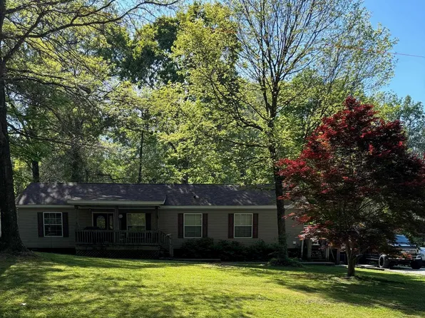 2563 Meridian Rd, Mitchell, IN 47446