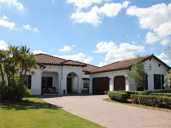 5th image of 8930 Parkside Estates Dr