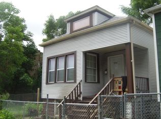 5712 S Racine Ave, Chicago, IL 60636