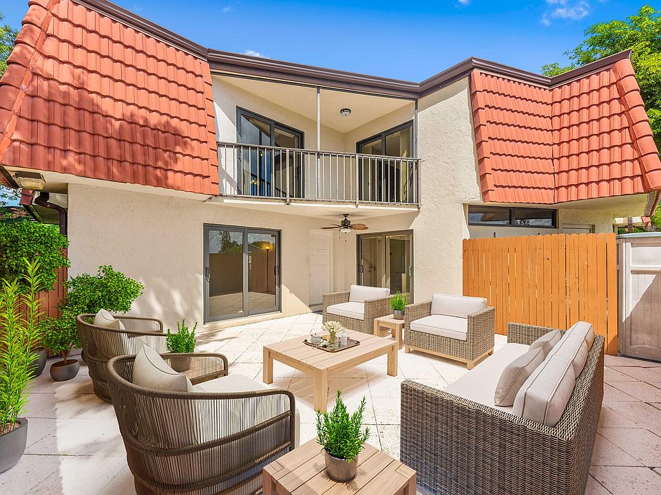 1st image of 3648 Victoria Drive