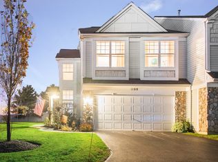 1108 Delta Dr, Elgin, IL 60123