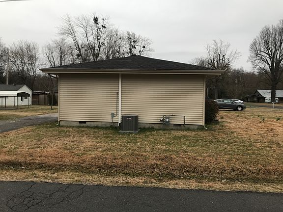 Side view Fairmont end
