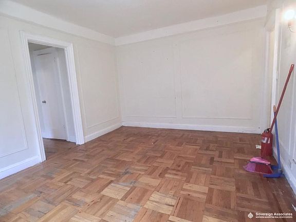 4th image of 303 W 154th St APT 4B