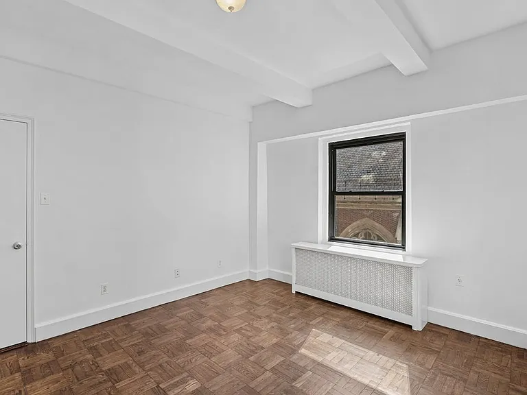 160 W 71st St #9D — Photo 8