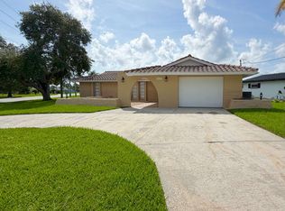5029 Pelican Dr, New Port Richey, FL 34652