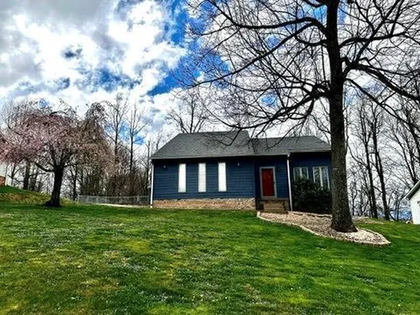 506 Jamescrest Dr, Beckley, WV 25801