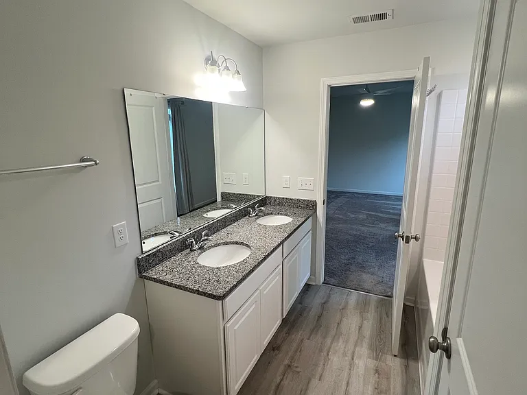 108 Horncastle Ct — Photo 23