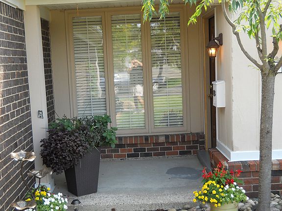 2nd image of 13037 Lockmoor Dr