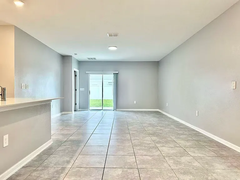519 Hatteras Rd — Photo 11