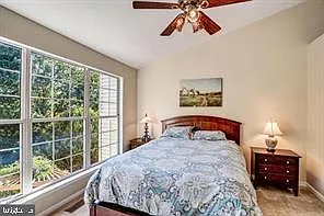 353 Barnfield Sq NE — Photo 20