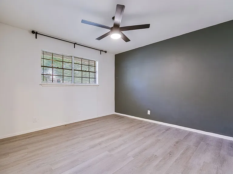 2708 Canyon Creek Dr — Photo 20