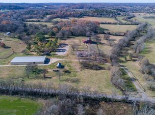 1721 Dean Rd, Thompsons Station, TN 37179