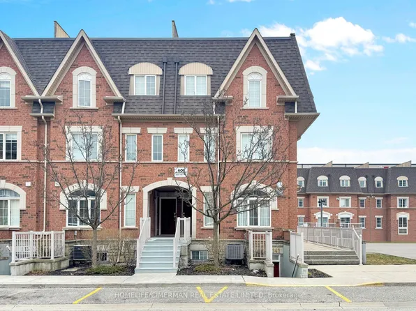 601 Shoreline Dr #144, Mississauga, ON L5B 4K2