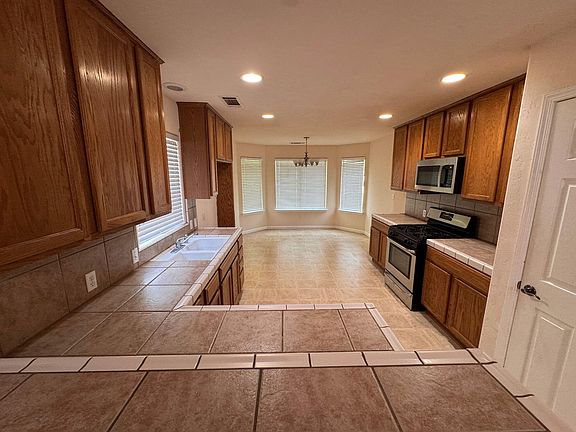 4th image of 3927 E Center Street
