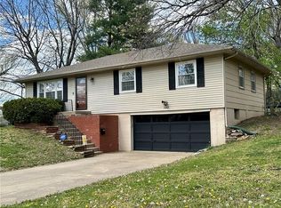 2202 Quail St, Harrisonville, MO 64701