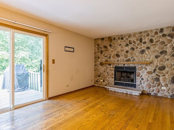 2nd image of 308 Liberty Ln