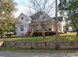206 W College St, Marshall, AR 72650
