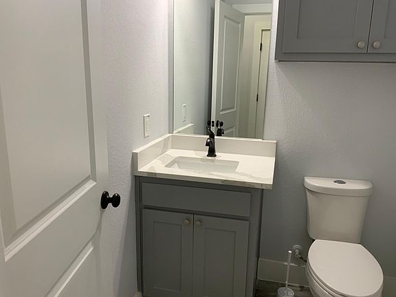 5th image of 212 Cotton Dr