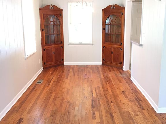 5th image of 37 Red Bud Ln