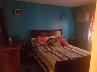 53-55 Pond St, Bridgeport, CT 06606