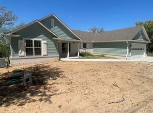 8 Lookout Ln, Sand Springs, OK 74063