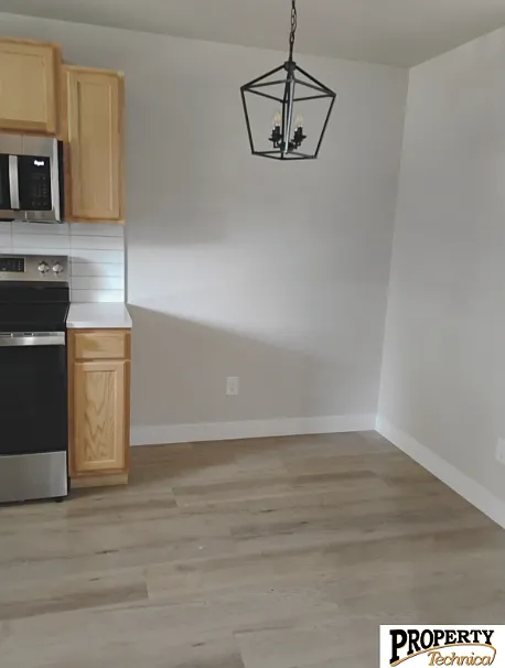 2 bed, 900 sqft, $1,450 — Photo 2