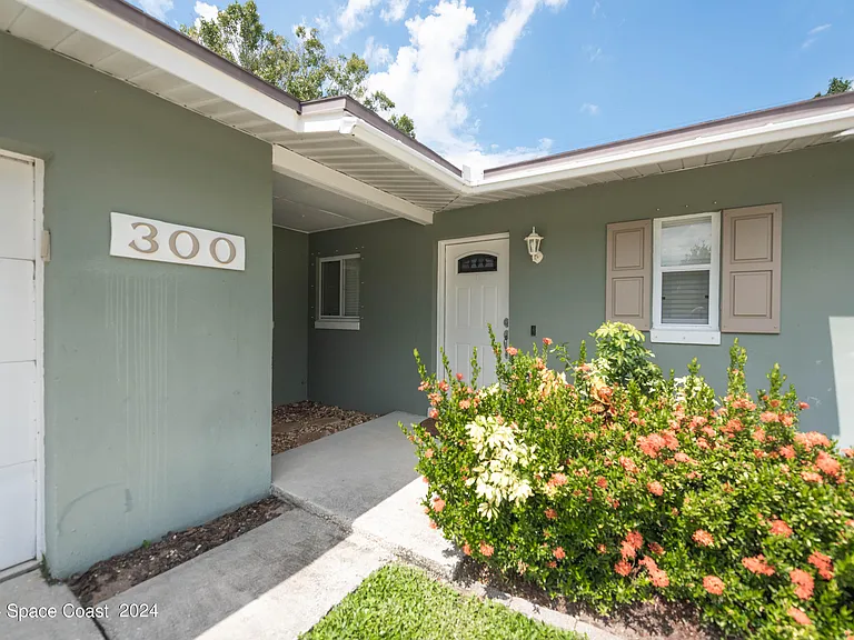 300 Nora Ave — Photo 32