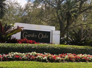 8593 Wakefield Dr, Palm Beach Gardens, FL 33410
