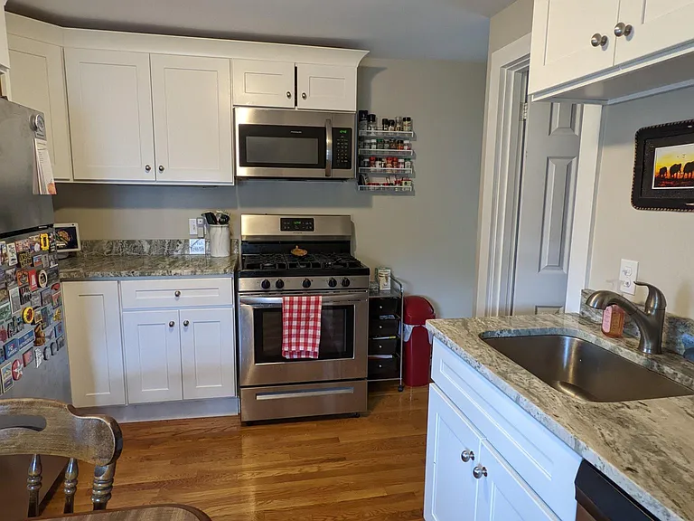 27 Pond St #1 — Photo 8