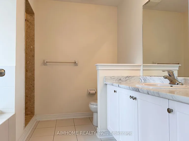 202 Harbord St — Photo 20