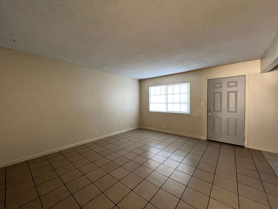 P484 221 N 3rd Ave Barstow CA Zillow