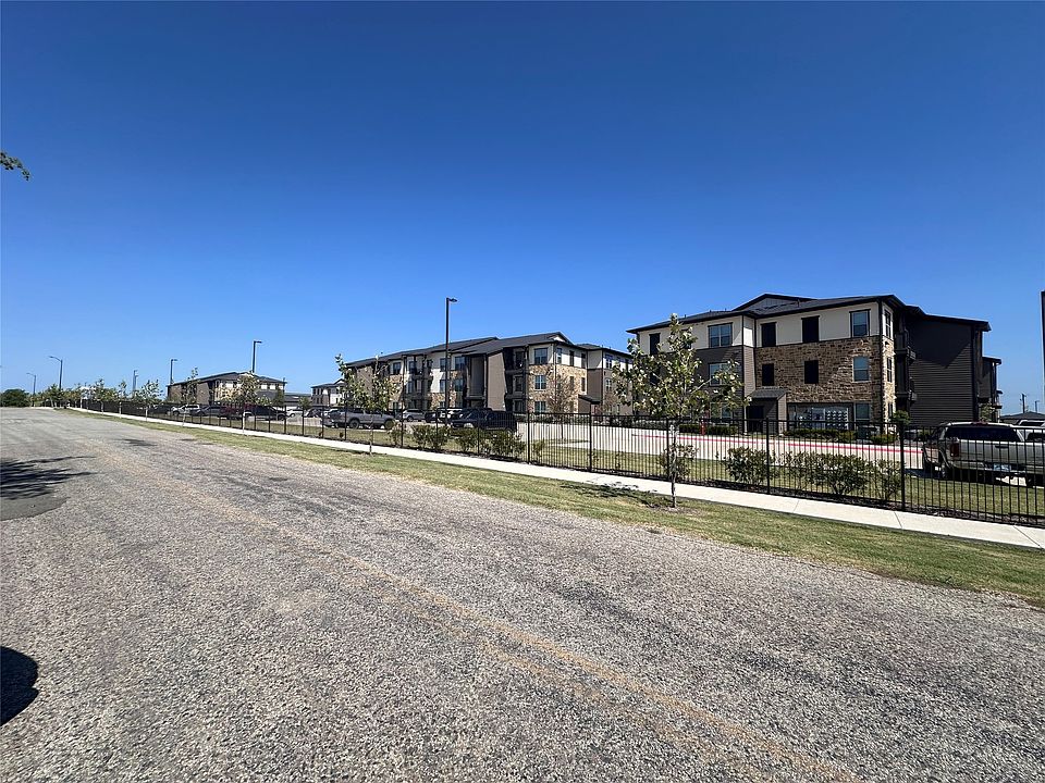 2nd image of 1377 County Road 456