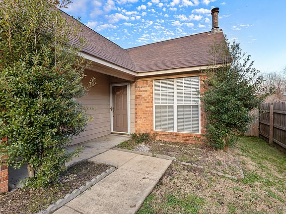 2nd image of 5584 Donald Dr