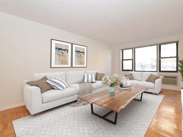 3 Birchwood Court #1O, Mineola, NY 11501