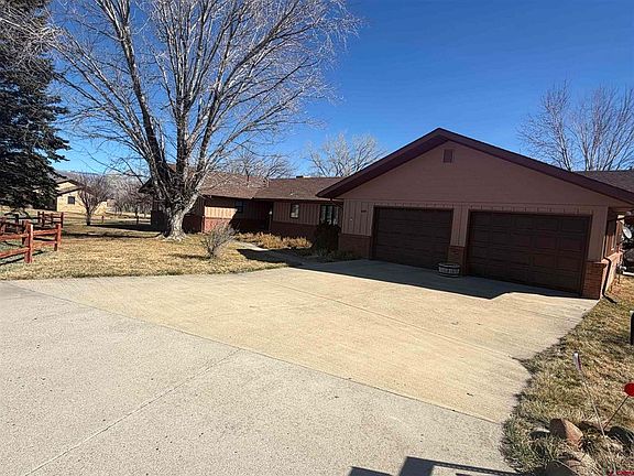 3rd image of 8806 Cottonwood Lane