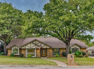 4605 Weyhill Dr, Arlington, TX 76013