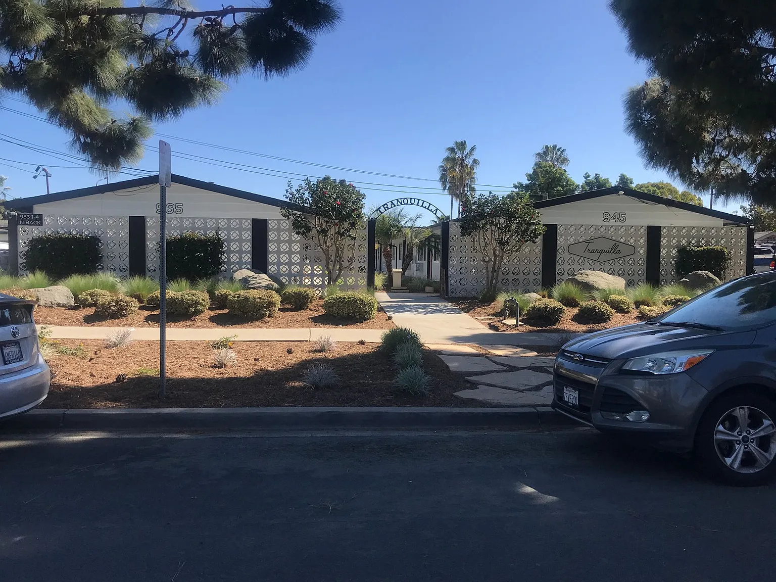 Katz - 945 Pine — Photo 2