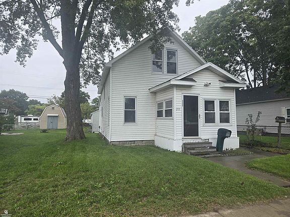 4th image of 2519 Vanness St