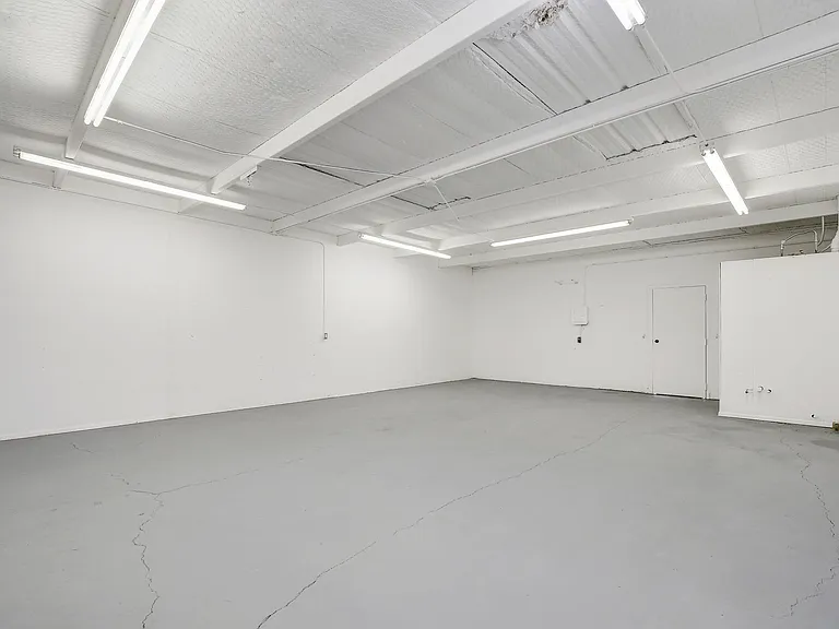 1419 Fleming Dr #5 — Photo 3