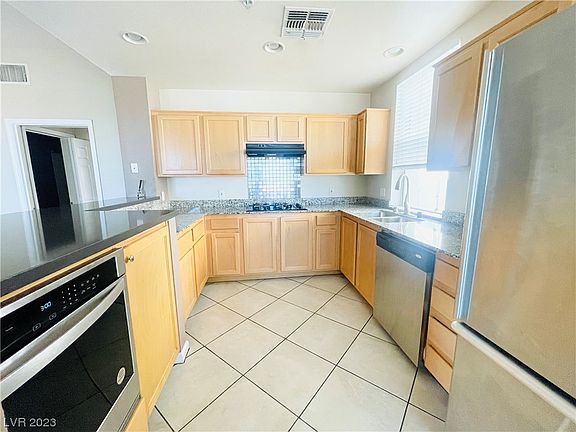 4th image of 19 E Agate Ave Unit 408