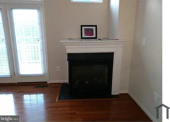 4255 Talmadge Cir — Photo 8