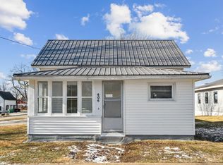 606 S 4th St, Montezuma, IA 50171