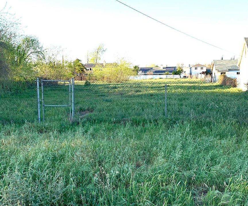 1st image of 1303 E Louise Ave
