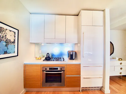 Rented by Compass | media 16