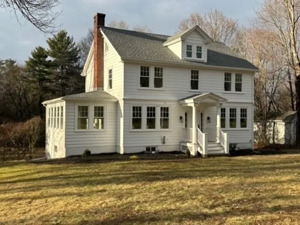52 Pleasant St, Sharon, MA 02067