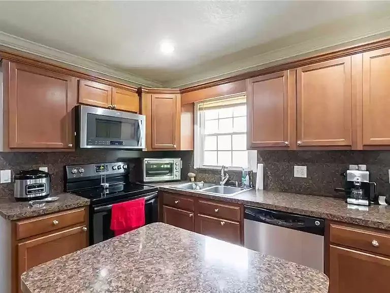 Saybrook Cir NW — Photo 24