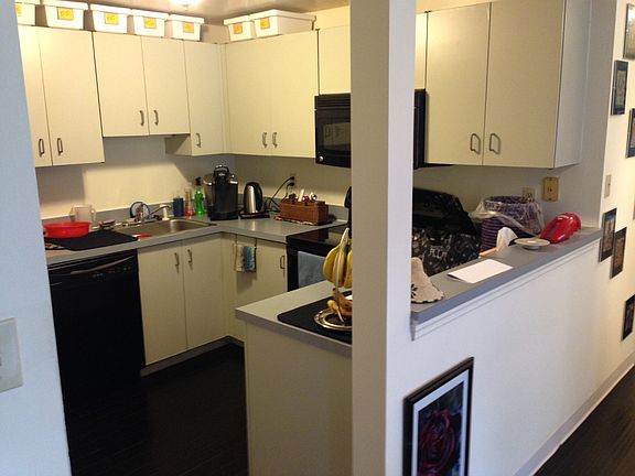 5th image of 5316-5320 Pershing Ave #304